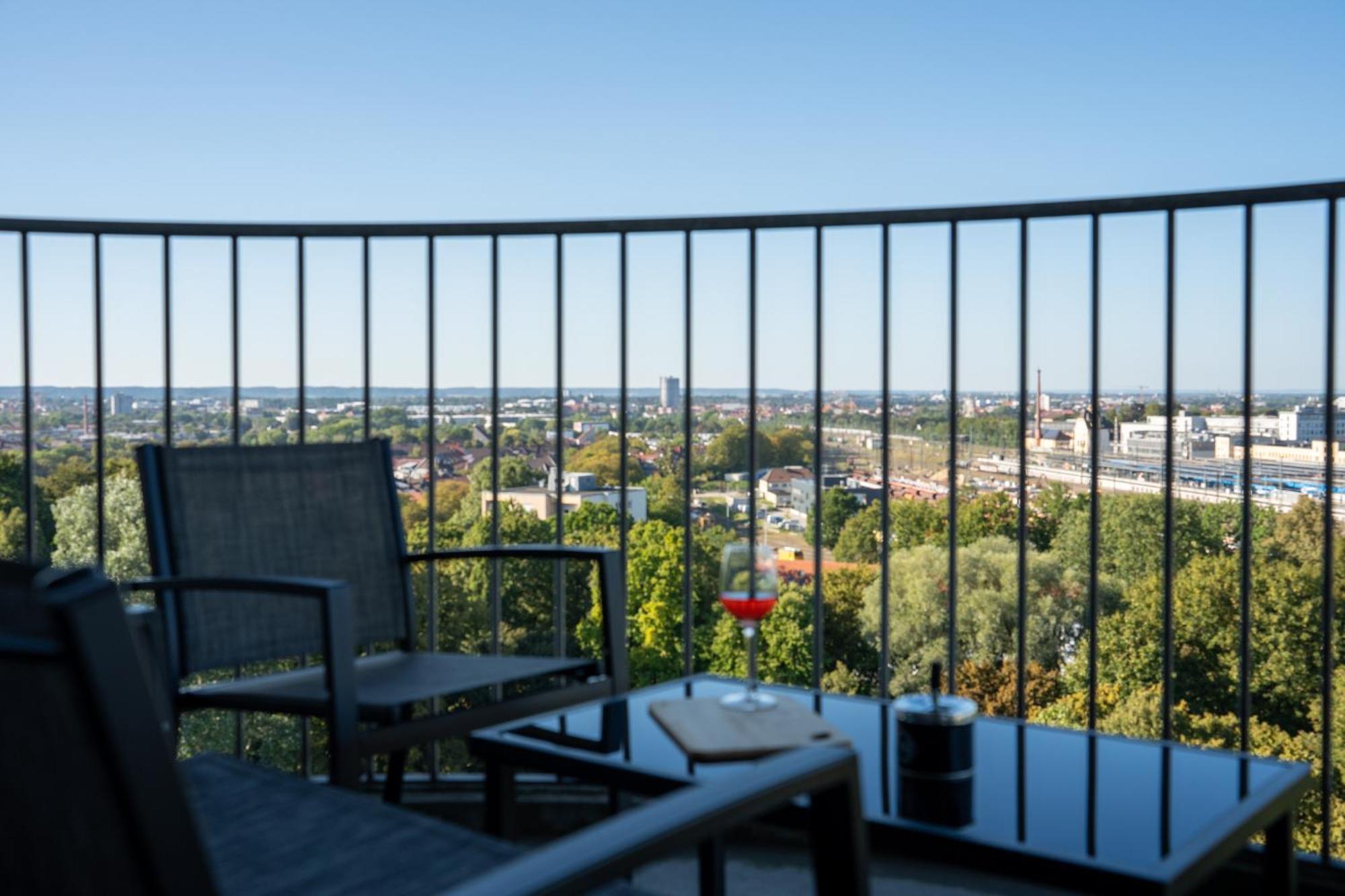 Helles Apartment Mit Tollem Blick Ueber Augsburg Exterior foto